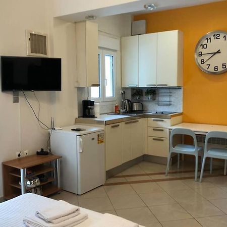 Cozy Studio Near The Beach Nea Iraklitsa Exterior foto